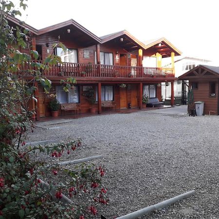 Apart-Hotel Colonia-Koenigsberg Estacionamiento Deptos Completos Ubicado En El Centro De Valdivia Aire Acondicionado エクステリア 写真