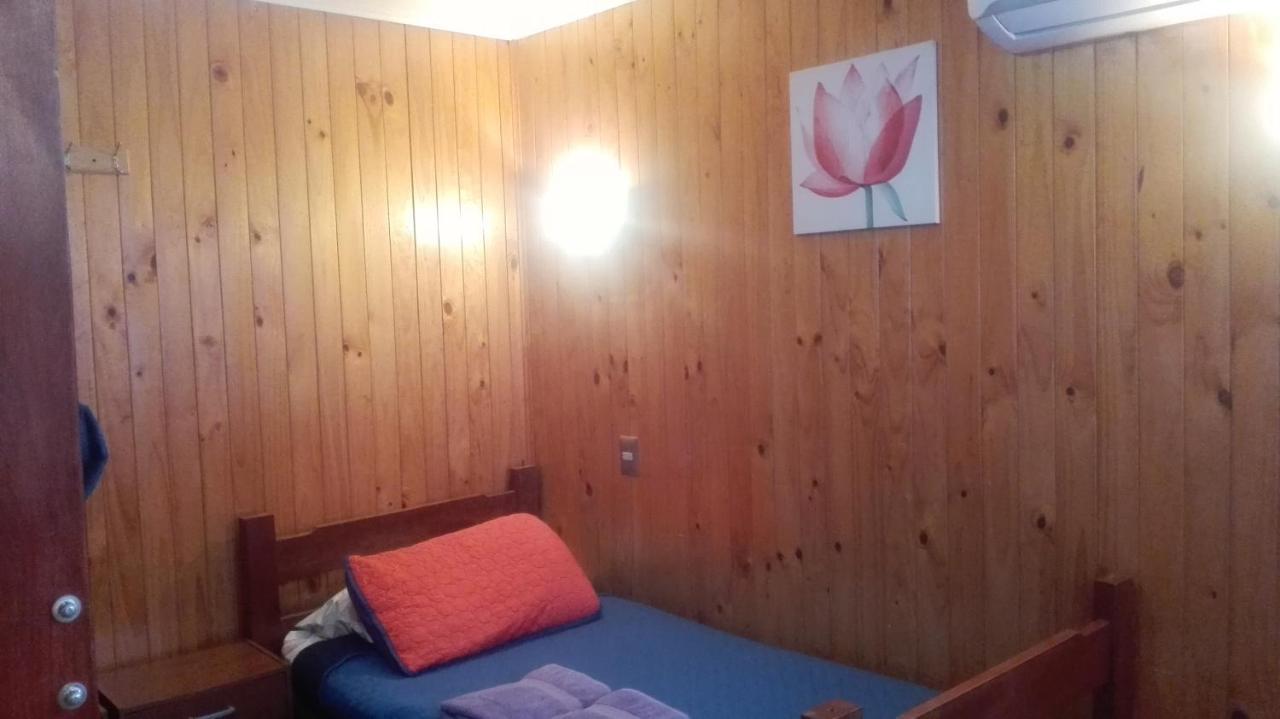 Apart-Hotel Colonia-Koenigsberg Estacionamiento Deptos Completos Ubicado En El Centro De Valdivia Aire Acondicionado エクステリア 写真